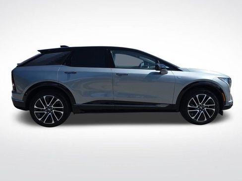 New 2026 Cadillac Optiq Sport 2 RWD image 8