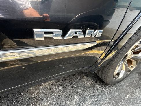 Used 2019 RAM 1500 Limited AWD/4WD image 9