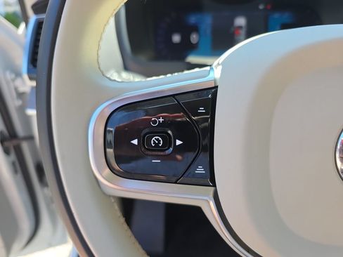 Certified 2024 Volvo XC90 B6 Ultimate AWD/4WD image 27
