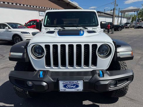 Used 2023 Jeep Wrangler Unlimited Rubicon 4xe w/ Cold Weather Group AWD/4WD image 14