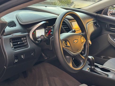 Used 2015 Chevrolet Impala LS FWD image 17