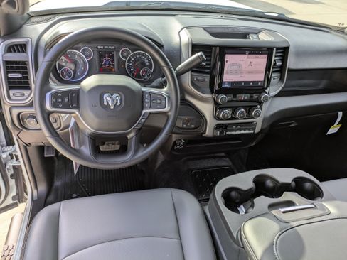 New 2026 RAM 5500 Tradesman w/ Chrome Appearance Group AWD/4WD image 11
