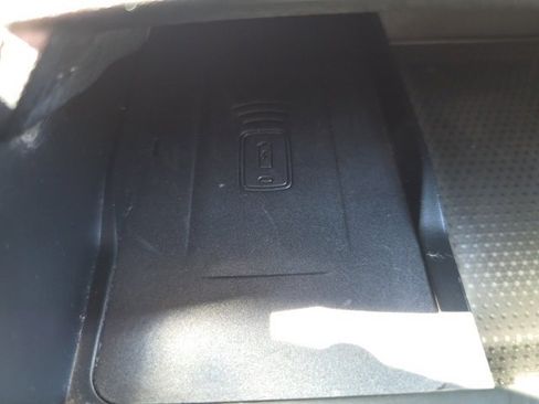 Used 2023 BMW X5 xDrive40i w/ Premium Package image 32