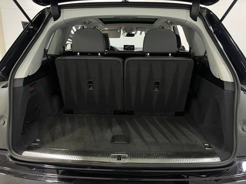 Used 2019 Audi Q7 3.0T Prestige AWD/4WD image 26
