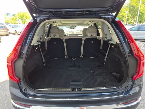 Used 2023 Volvo XC90 T8 Ultimate AWD/4WD image 27