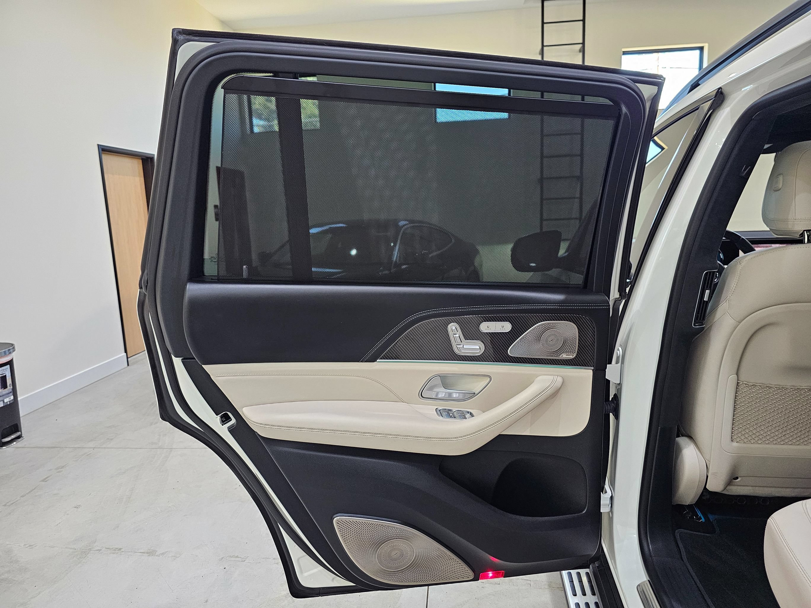 Used 2023 Mercedes-Benz GLS 63 AMG 4MATIC image 27