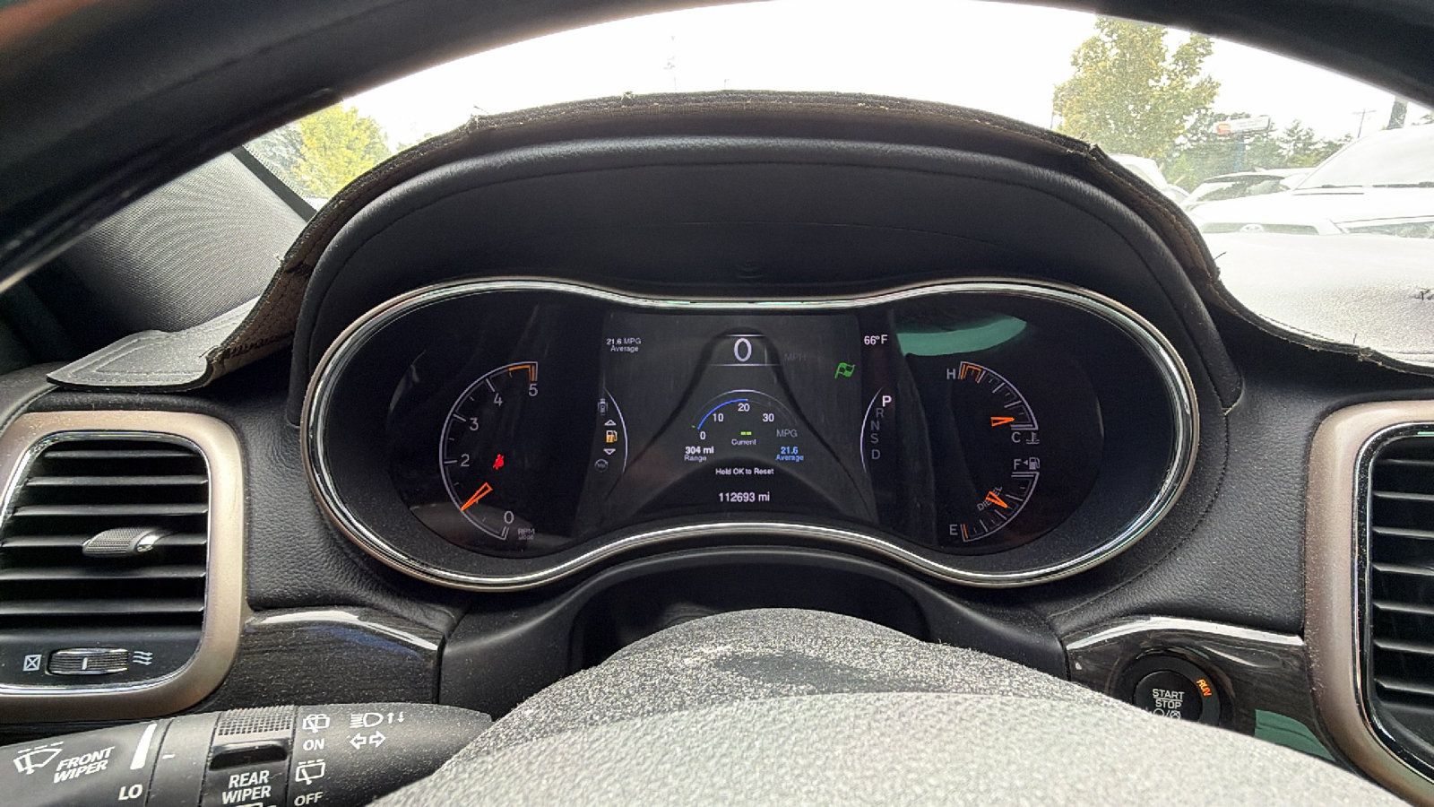 Used 2014 Jeep Grand Cherokee Overland w/ Advanced Technology Group RWD image 30