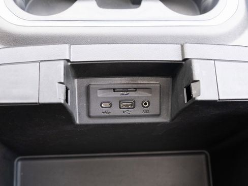 Used 2020 Chevrolet Silverado 3500 High Country w/ Technology Package image 10