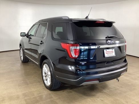 Used 2019 Ford Explorer XLT w/ Equipment Group 202A AWD/4WD image 7