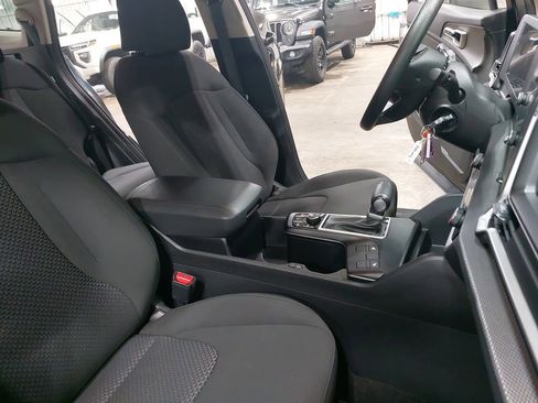 Used 2025 Kia Sportage LX image 62