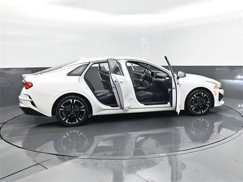 Used 2024 Kia K5 GT-Line w/ GT-Line Premium Package image 29