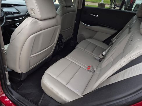 Certified 2021 Cadillac XT4 Premium Luxury FWD image 13