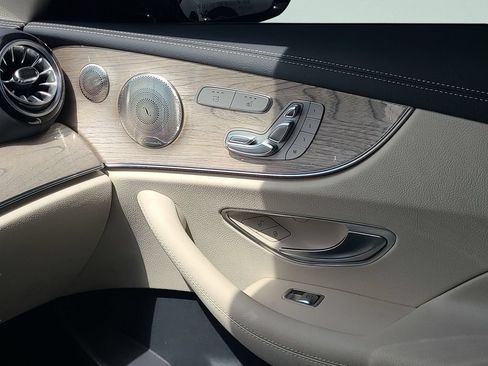 Used 2023 Mercedes-Benz E 450 Cabriolet image 13