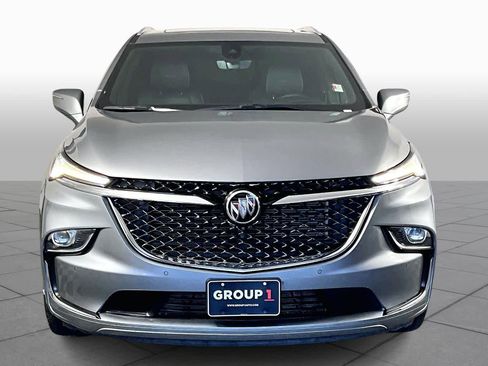 Used 2023 Buick Enclave Avenir image 4
