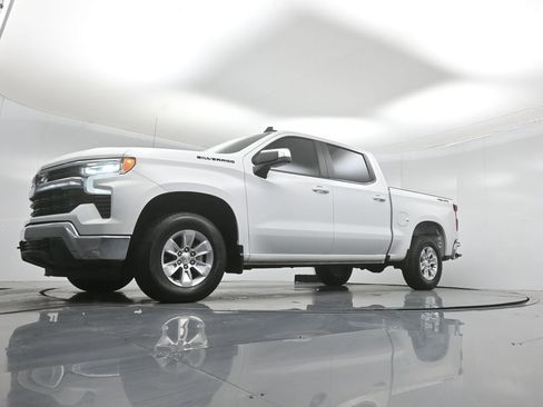 Used 2023 Chevrolet Silverado 1500 LT w/ LPO, Dark Essentials Package AWD/4WD image 39