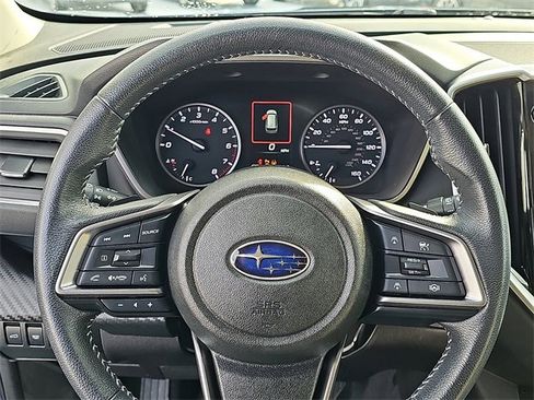 Used 2023 Subaru Ascent Premium w/ Convenience Package image 20