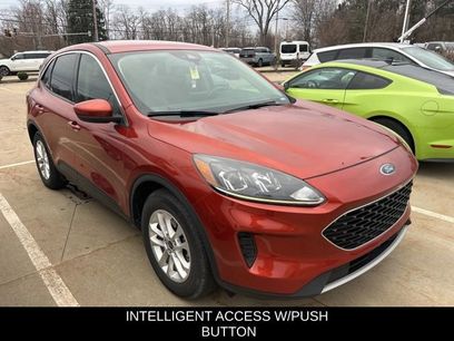 Used 2020 Ford Escape SE