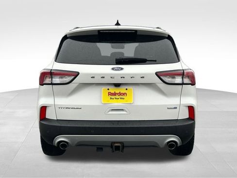 Used 2020 Ford Escape Titanium image 9