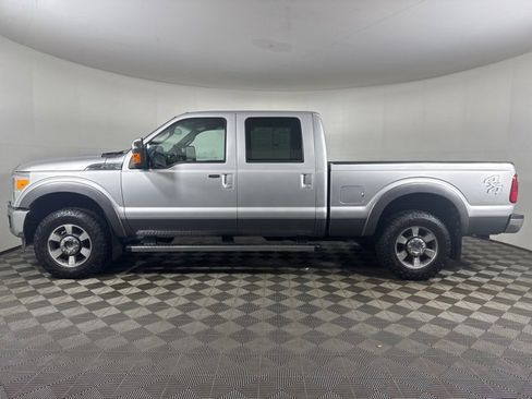 Used 2011 Ford F250 Lariat w/ Chrome Pkg image 7