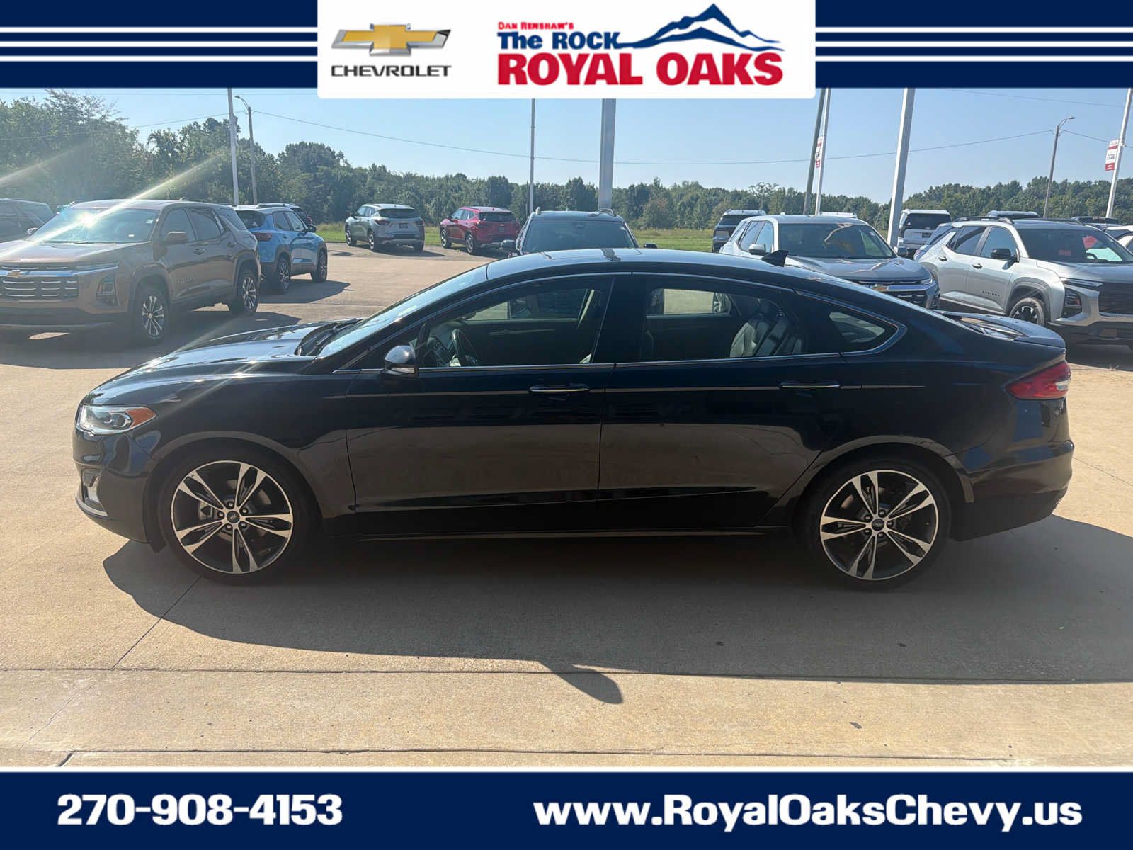 Used 2019 Ford Fusion Titanium AWD/4WD image 2