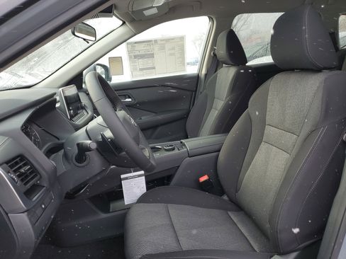 New 2026 Nissan Rogue SV w/ Cold Weather Package AWD/4WD image 5