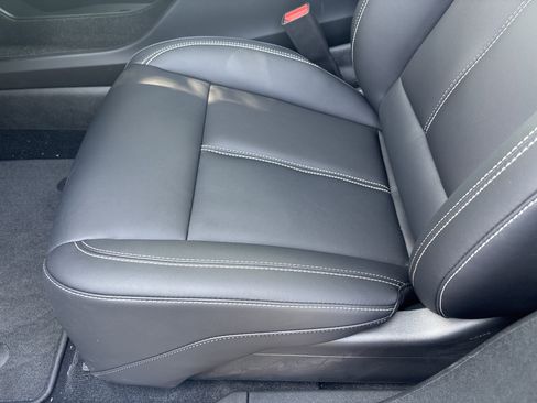 New 2025 Cadillac Optiq Sport 1 image 28