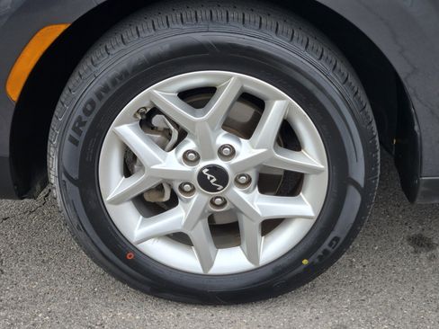 Used 2024 Kia Soul LX w/ Option Group 015 image 10