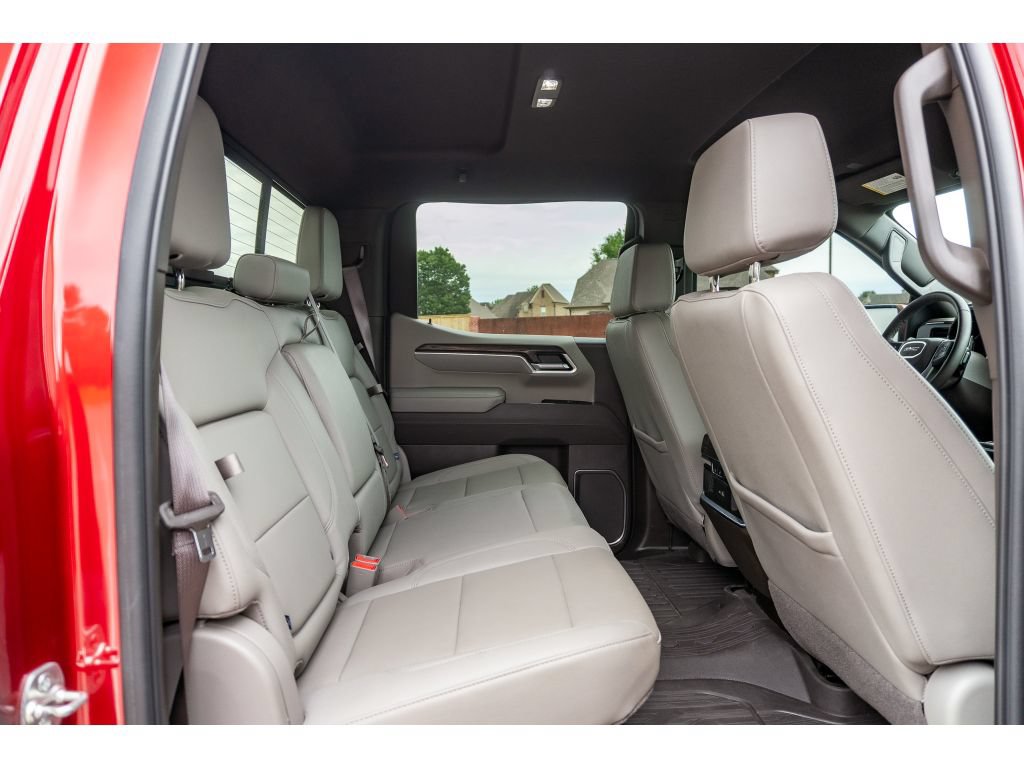 Used 2025 GMC Sierra 1500 SLT w/ SLT Premium Plus Package AWD/4WD image 17