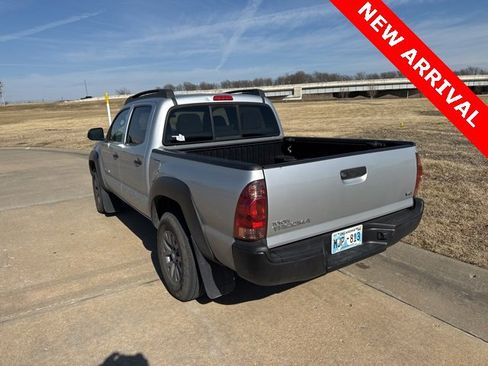 Used 2013 Toyota Tacoma 4x4 Double Cab w/ Convenience Pkg image 5