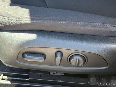 Used 2023 Chevrolet Malibu LT FWD image 5