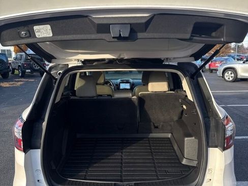 Used 2018 Ford Escape Titanium image 14