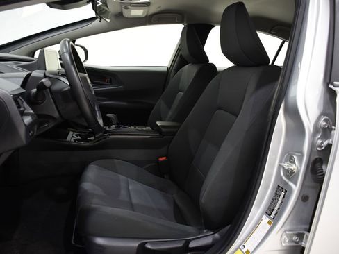 Used 2024 Toyota Prius LE image 21