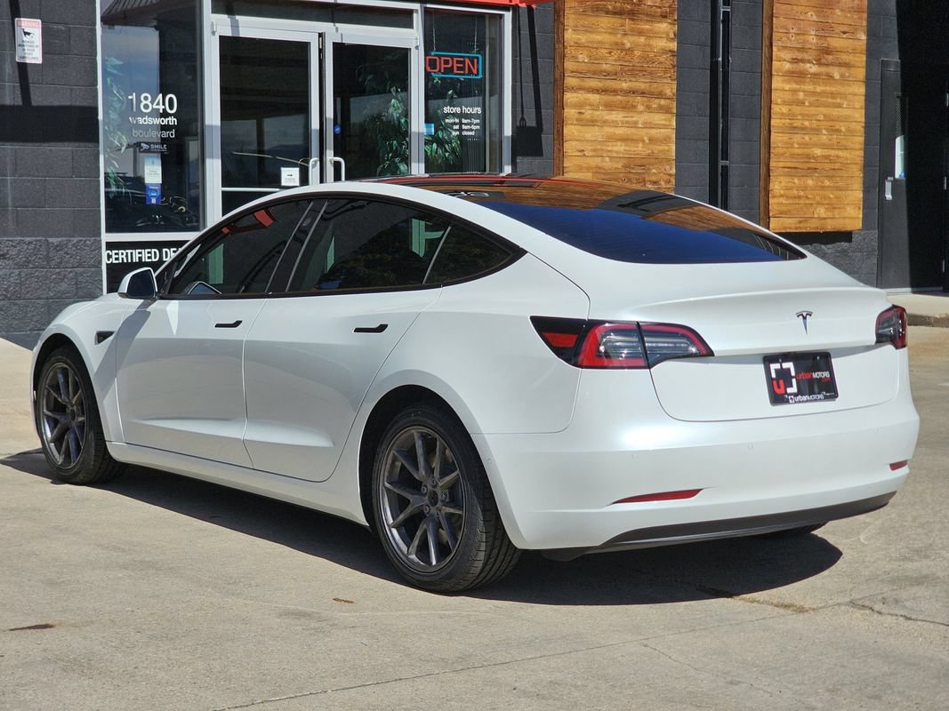 Used 2021 Tesla Model 3 Standard Range Plus RWD image 13
