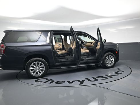 Certified 2023 Chevrolet Suburban Premier image 25