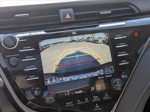 Used 2019 Toyota Camry XSE FWD image 12