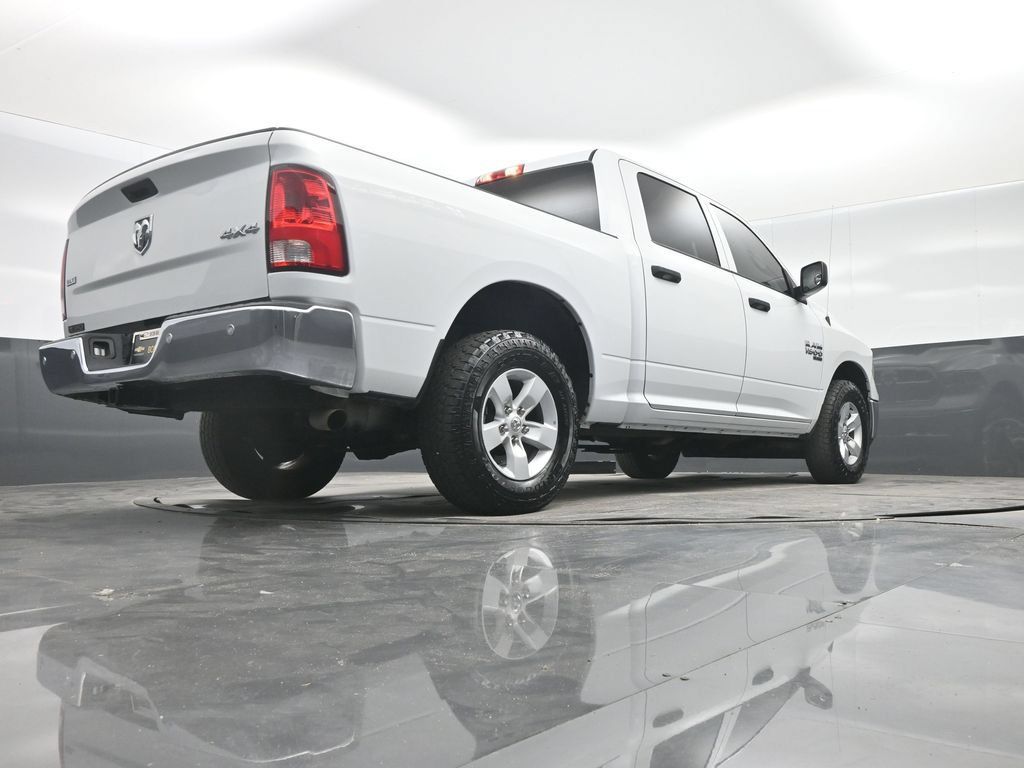 Used 2022 RAM 1500 Classic SLT w/ Electronics Group AWD/4WD image 30