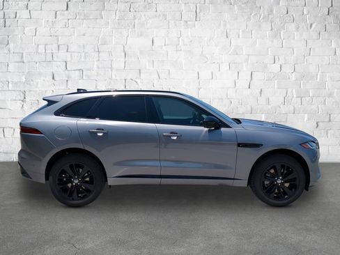 New 2026 Jaguar F-PACE R-Dynamic S image 7
