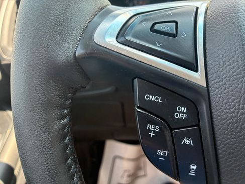 Used 2020 Ford Edge SEL w/ Cargo Accessory Package FWD image 17