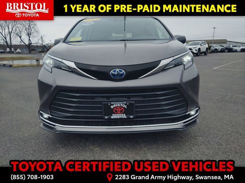 Certified 2024 Toyota Sienna XLE image 37