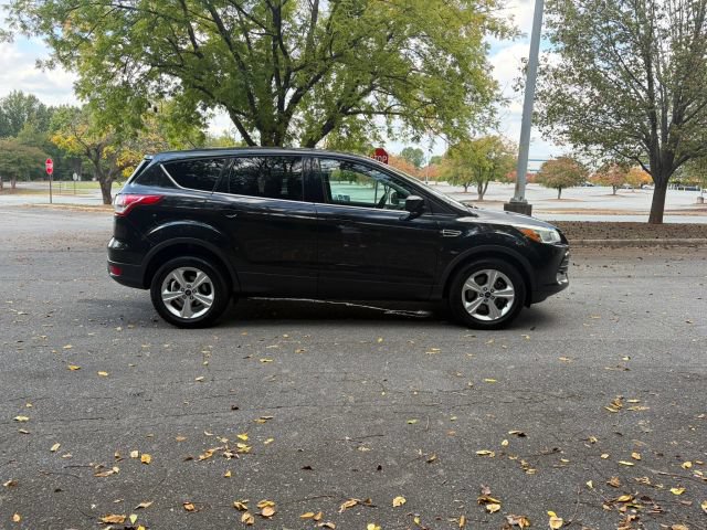 Used 2015 Ford Escape SE AWD/4WD image 6