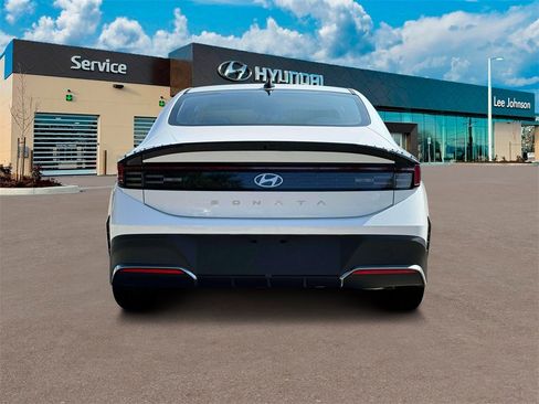 New 2025 Hyundai Sonata SE image 6