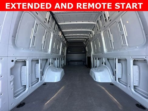 Used 2025 Mercedes-Benz Sprinter 3500 image 20