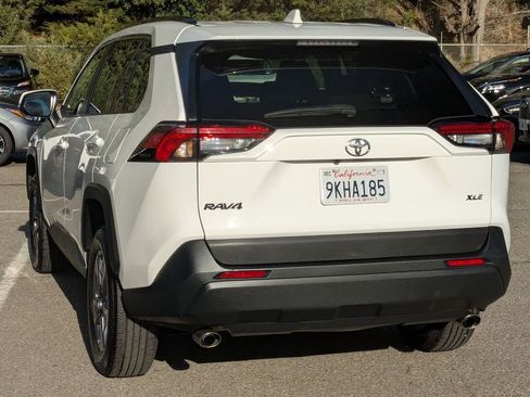 Used 2024 Toyota RAV4 XLE FWD image 7