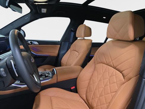 Used 2026 BMW X7 xDrive40i w/ Premium Package image 17