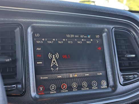 Used 2017 Dodge Challenger GT w/ Technology Group image 18