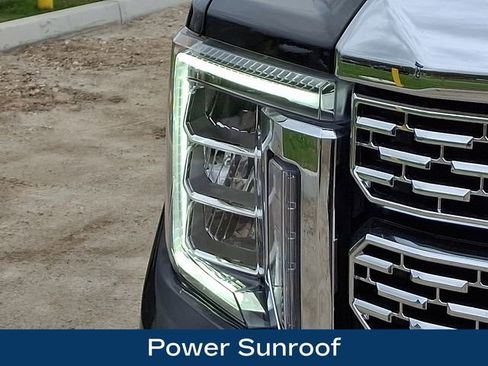 Used 2022 GMC Sierra 2500 Denali AWD/4WD image 30