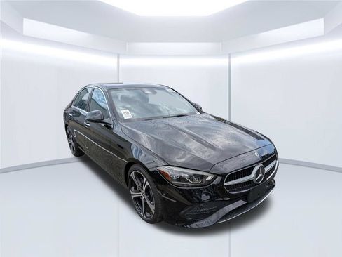 Used 2025 Mercedes-Benz C 300 Sedan image 5