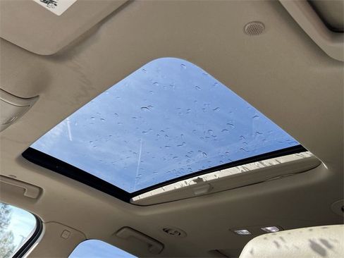 Used 2018 Buick Enclave Essence w/ Trailering Package image 21