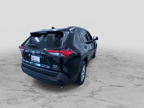 Certified 2025 Toyota RAV4 XLE w/ Convenience Package AWD/4WD image 9