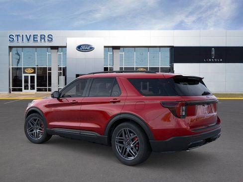 New 2026 Ford Explorer ST-Line w/ ST-Line Street Pack RWD image 4